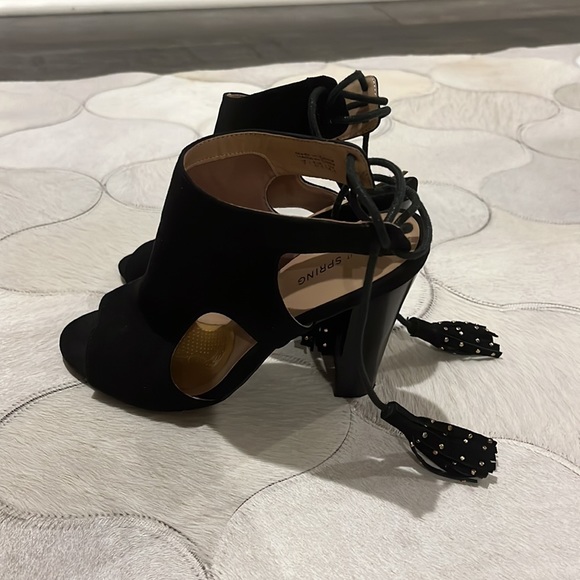 Call it spring black heels - Picture 3 of 5